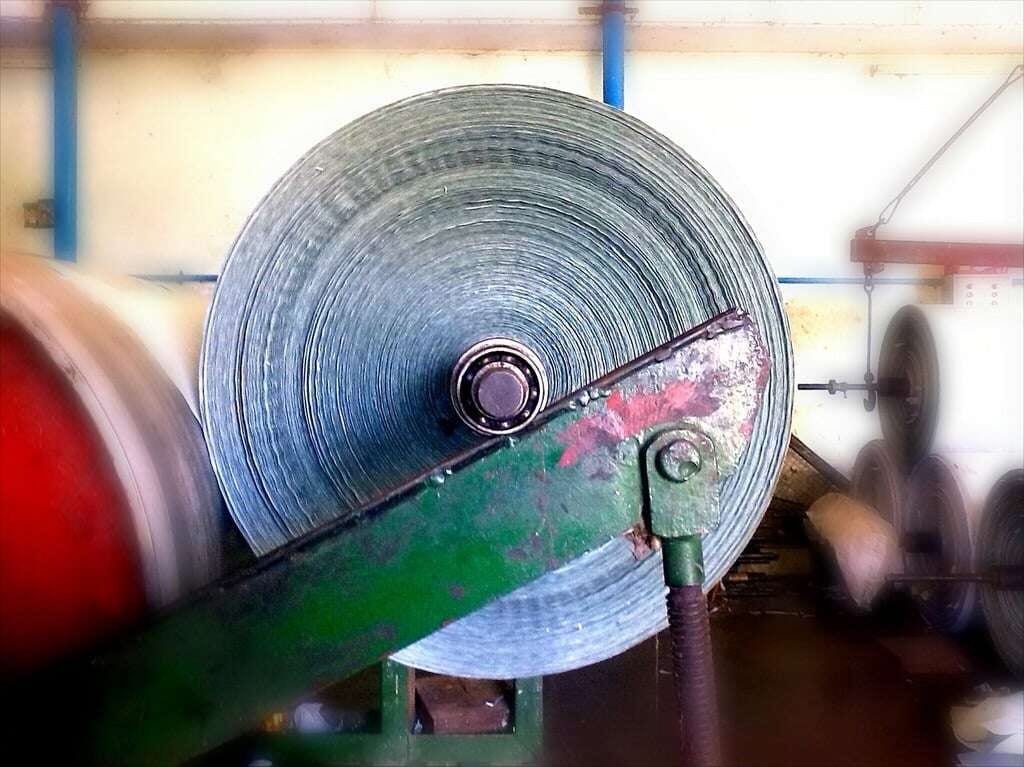 paper-roll-newspaper-industry-craft-0eeae9-1024 paper-roll-newspaper-industry-craft-0eeae9-1024
